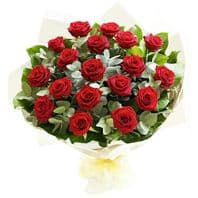 BOUQUET WITH 20 RED ROSES